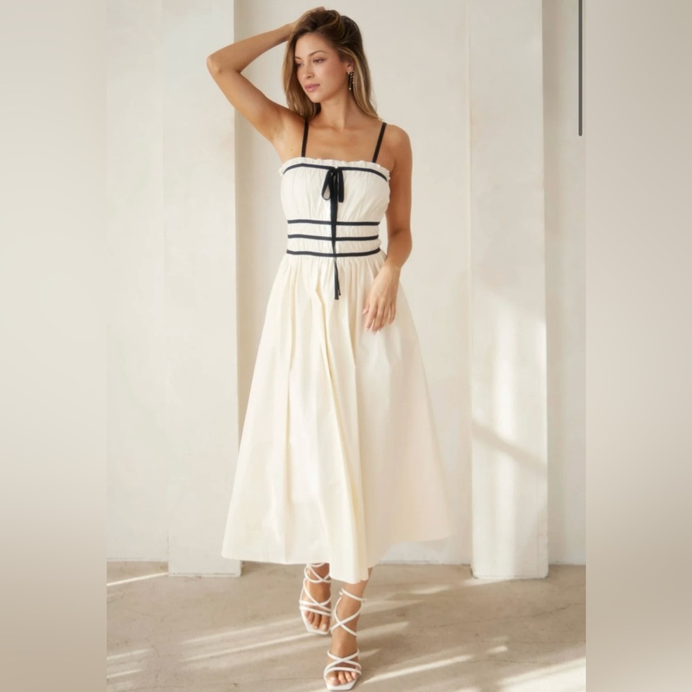 Francesca's Collections Cream Dress with Black Straps